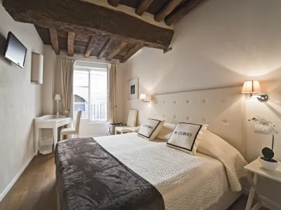 B&B Il Corso Hotels near Palazzo Pubblico and Museo Civico