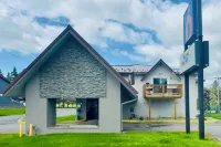 Motel 6 McGraw, NY - Cortland - parking