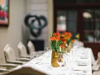 Relais & Châteaux Bülow Palais Отели рядом с достопримечательностью «Площадь Альбертплац»