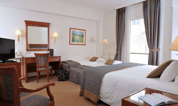Athens Atrium Hotel & Jacuzzi Suites