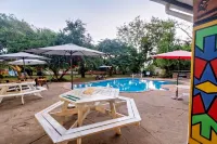 Shoestrings Backpackers Lodge Vic Falls - Pools