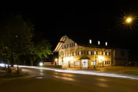 Sauerweingut Hotels in Riedenburg