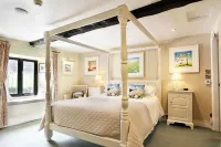 The Wensleydale Heifer Hotels in Leyburn