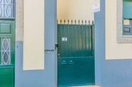 Porto Island Отели рядом с достопримечательностью «Ратуша Порту»