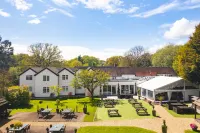 The Limes Country Lodge Hotel のホテル