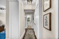 Lakeview Loft - Just opened up for July!