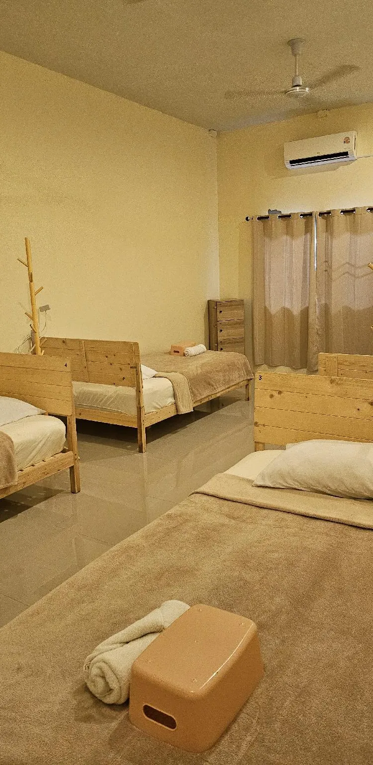 ห้องพักรวมชายหญิง