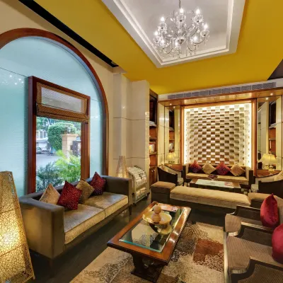 Grand Residency Hotel & Serviced Apartments Hotels near Mātunga