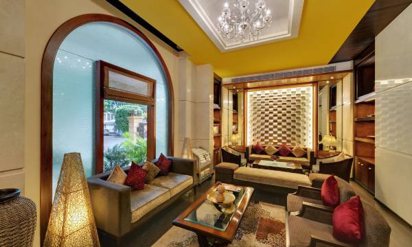 Grand Residency Hotel & Serviced Apartments