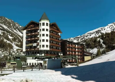 Hotel Adler Hotels in Foppolo