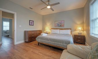 Ridley Retreat Community Pool, Mins to the Beach Corpus Christi + Port A