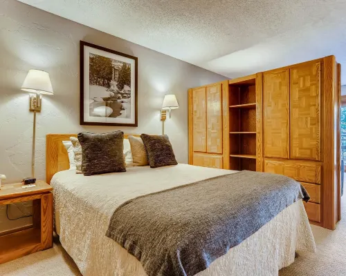 Lift House Lodge, Pet Friendly Studio Condo Hotels in Vail