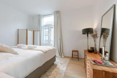 Huswell - Charming Townhouse in Ghent Perfect for 6 Guests