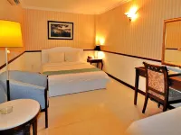 S79向日葵酒店及水療中心 鄰近西貢的酒店