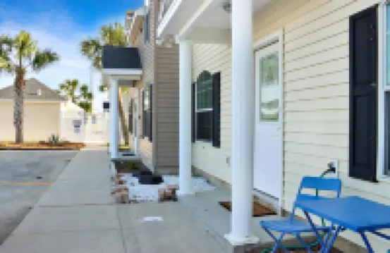 The Palms 2B