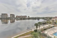 Dolphin Point 402C - 2Br Updated Condo with Harbor and Gulf Views