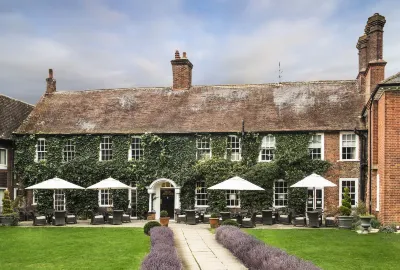 Bush Hotel Farnham Hôtels à : 