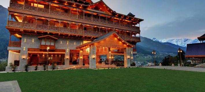 Tiaraa Hotels & Resorts - A Luxury Resort Manali Hotels in Manali