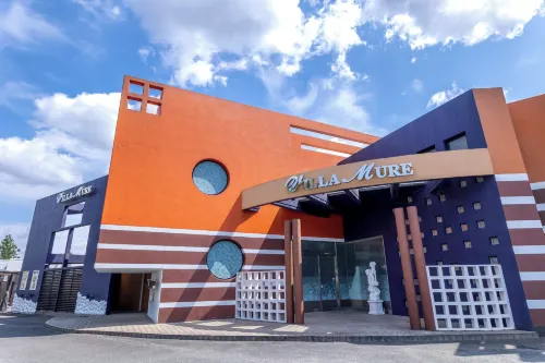 HOTEL Villamure Hotels in Tosu