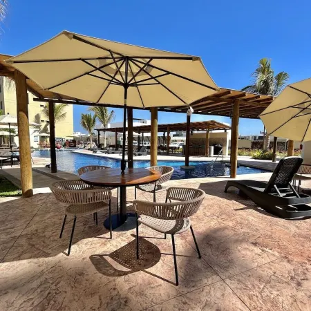 Oceanna Apartments