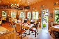 Cambria Pines Lodge