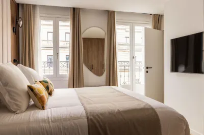 Magnificent apartment -2BR-6P- Musée du Louvre Hôtels à : Paris