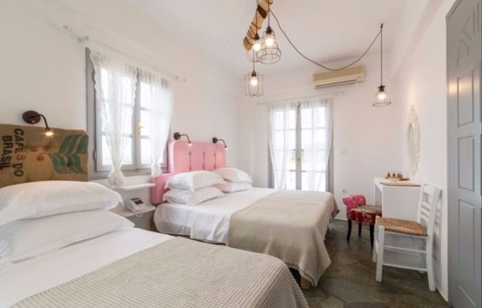Evi Rooms