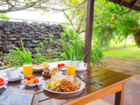 エコ・リゾート・イン パラマリボのホテル