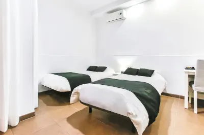 Laramond Barcelona Rooms Hotels in Nou Barris