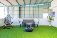 Housr Garrett Hebbal Near Manyata Tech Park Hotels in Nagavara