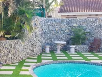Reef View Bnb Hotels in East london