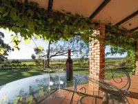 Blickinstal Holiday Retreat Hotels in Tanunda