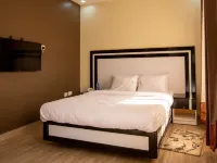 Trisek Hotel Hotels in Bugahya