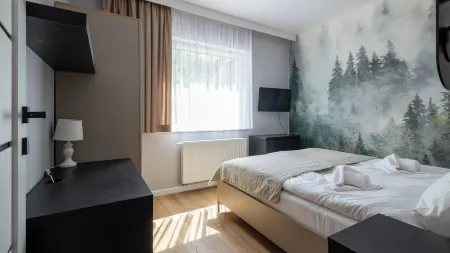 River Park, Sun & Snow