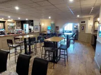 科特里奇旅館 吉百利世界附近的飯店