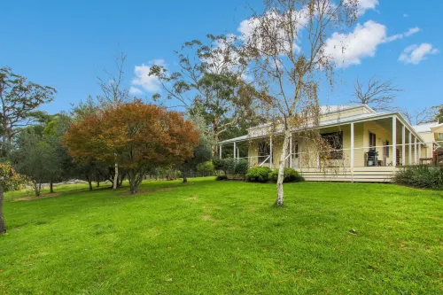 Country House Retreat - 4-Star