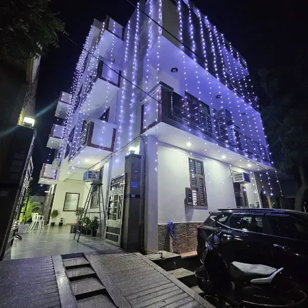 Shri Krishna Divine Dham