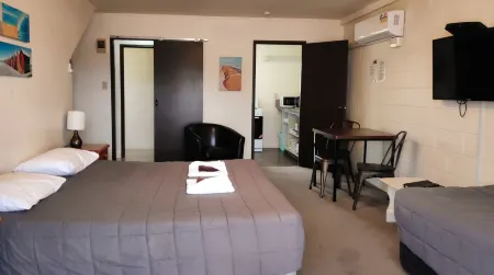 Drury Motor Lodge Отели в г. Пукекохе