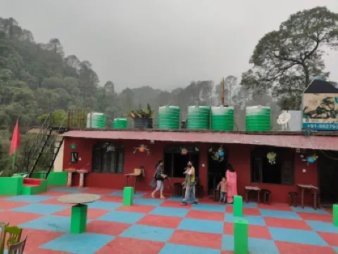 Bhawani Guest House Hotels in der Nähe von Shree Kainchi Hanuman Mandir