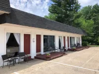 Gold-Inn Hot Springs - 2-Star