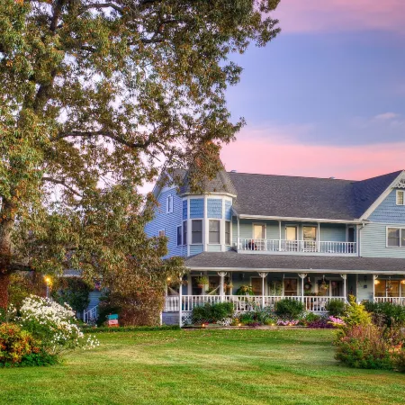 Blue Mountain Mist Country Inn