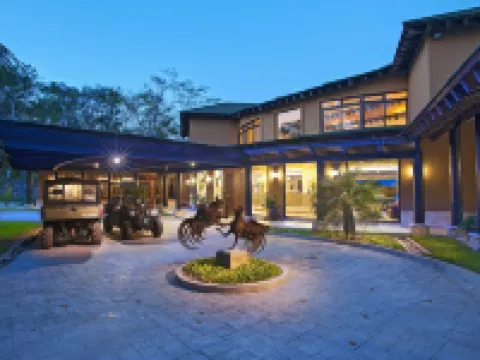 Las Lagunas Boutique Hotel Hotels in Flores