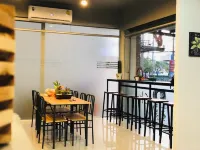 Near BKK Airport Hostel