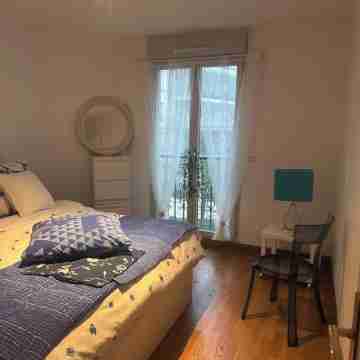 ELYSEE DARCY Centre Gare with balcony loggia and secure private garage Rooms