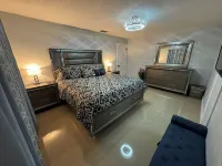Charming 4-bedroom house with WiFi and AC in Seffner
