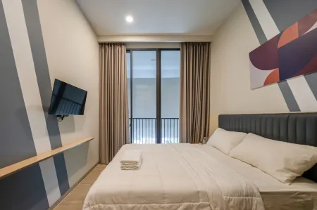 Cove Equatoria Отели в г. Curug