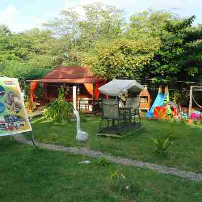 Macoco Resort Hotel Exterior