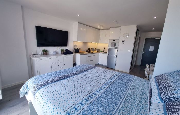Top Floor Studio - The Hub Gibraltar - Self Catering