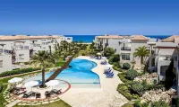 Resitour - Chania Aphrodite Beachfront - Pools
