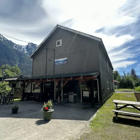 Stewart Mountain Lodge